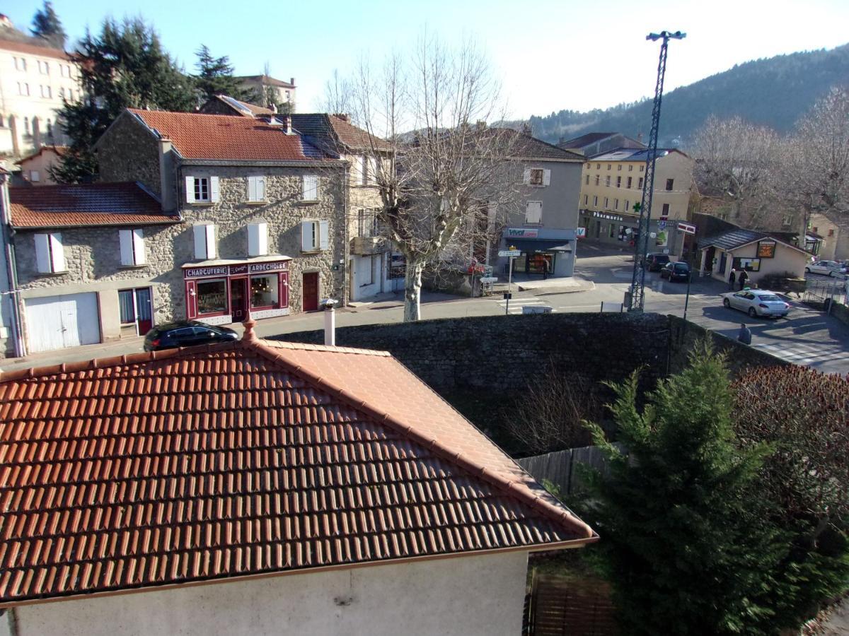 La Mezzanine Apartman Satillieu Kültér fotó